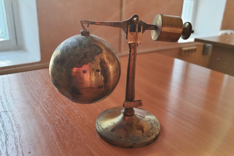 Год науки и технологий в экспозиции музея истории Елабужского института Год науки и технологий в экспозиции музея истории Елабужского института