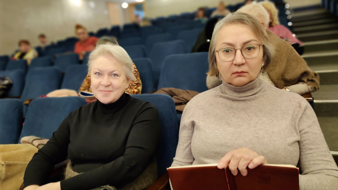 Студенты серебряного возраста продолжают знакомство с историей Казани Студенты серебряного возраста продолжают знакомство с историей Казани