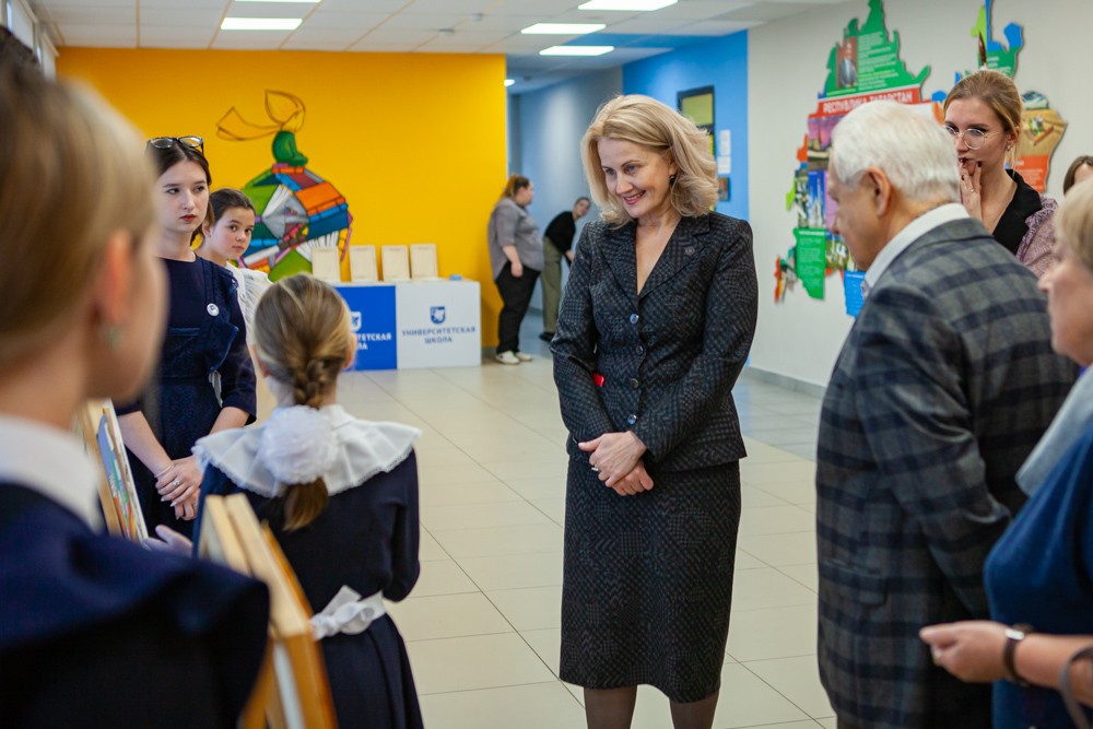 �������������� �������� � 125-����� ����������� ��������� ��� ��������� � 