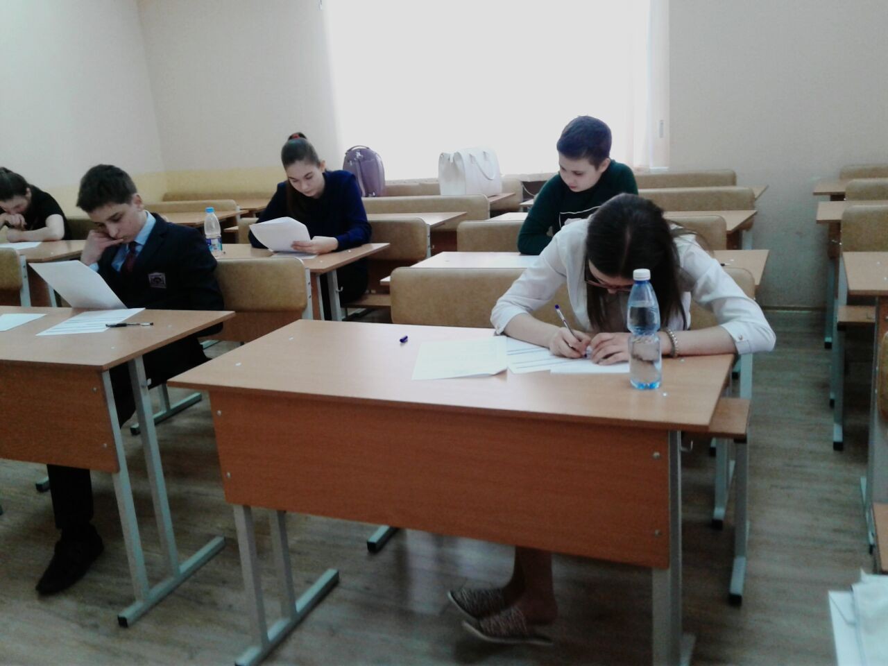 Сотрудники ИМОИиВ КФУ вошли в состав жюри регионального этапа III Всероссийской олимпиады школьников по китайскому языку Сотрудники ИМОИиВ КФУ вошли в состав жюри регионального этапа III Всероссийской олимпиады школьников по китайскому языку