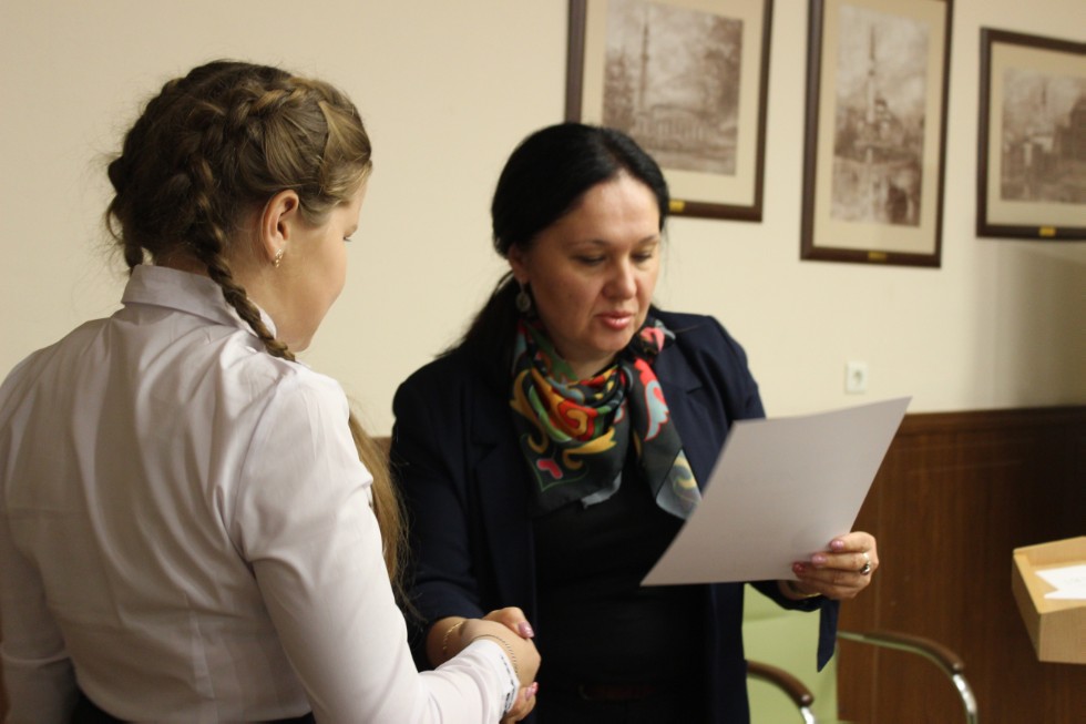 235 �����������