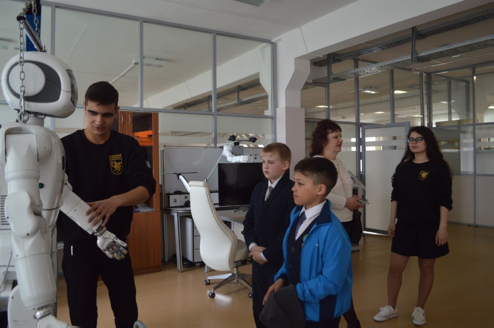 ����� ��������� ���� ������������� 