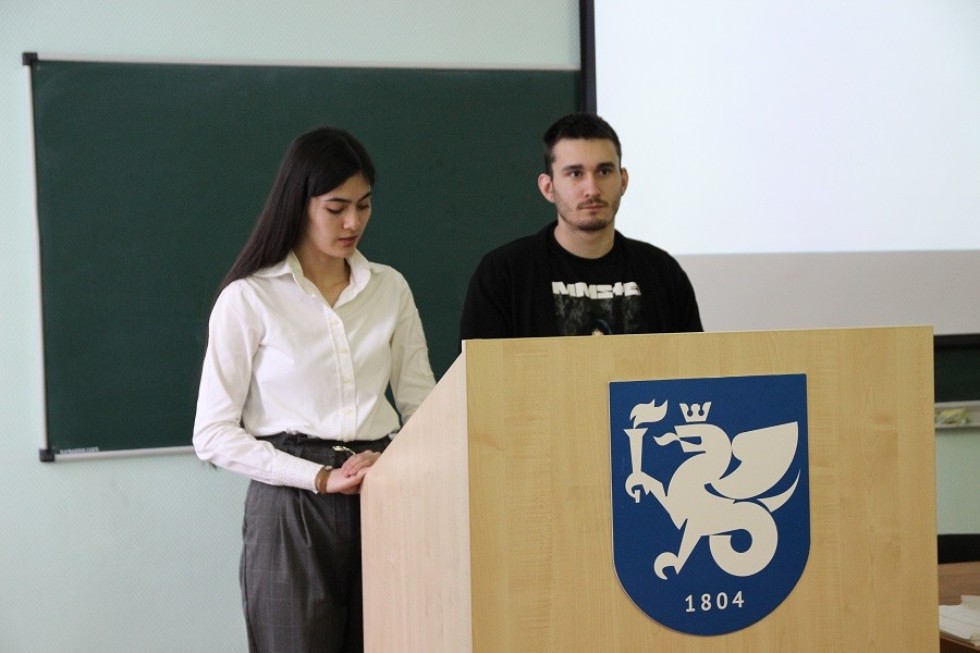 ������� ������: ������������ � �������