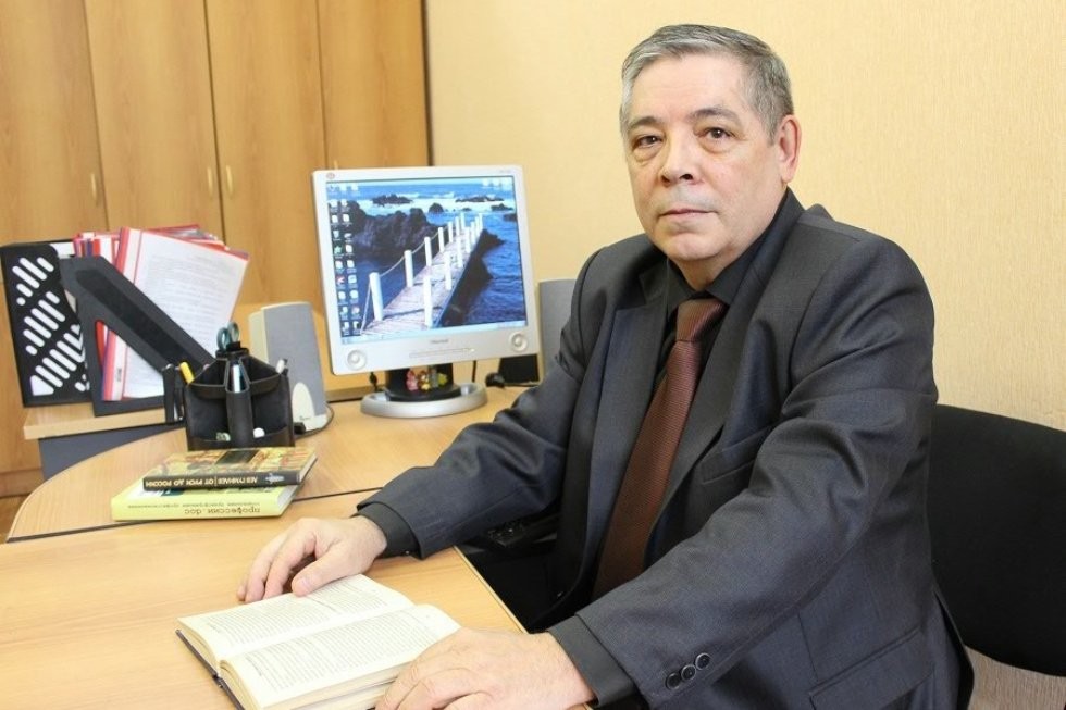 Юбилей отмечает Аскадула Сабиров ? профессор кафедры философии и социологии Елабужского института КФУ Юбилей отмечает Аскадула Сабиров ? профессор кафедры философии и социологии Елабужского института КФУ