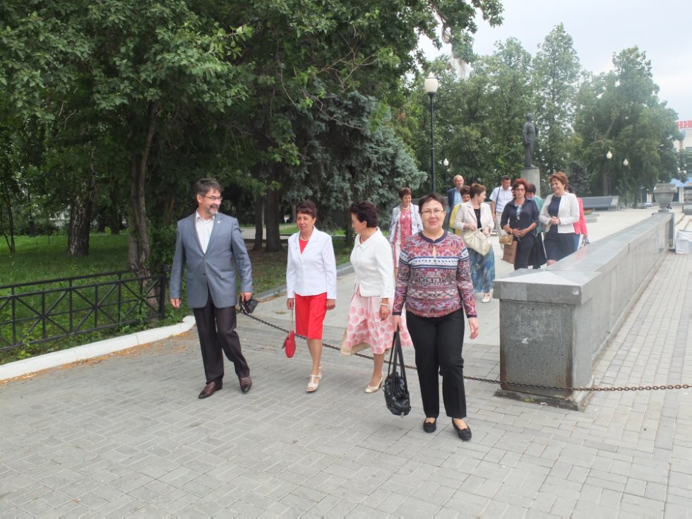 ������� ������ 1003 ������� 1985 ���� �������