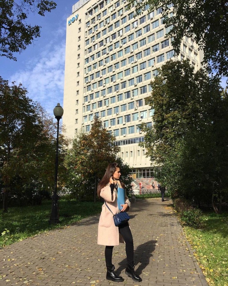 '� ��������� ������������  ���� � ������, ��� ��� ������ ������ �����-��!.. ������� �� ������ ����� � ����� ������ ����� ���������!'