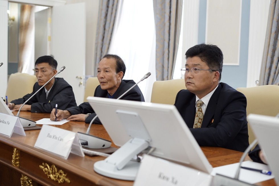 First ever North Korean delegation greeted in Kazan University