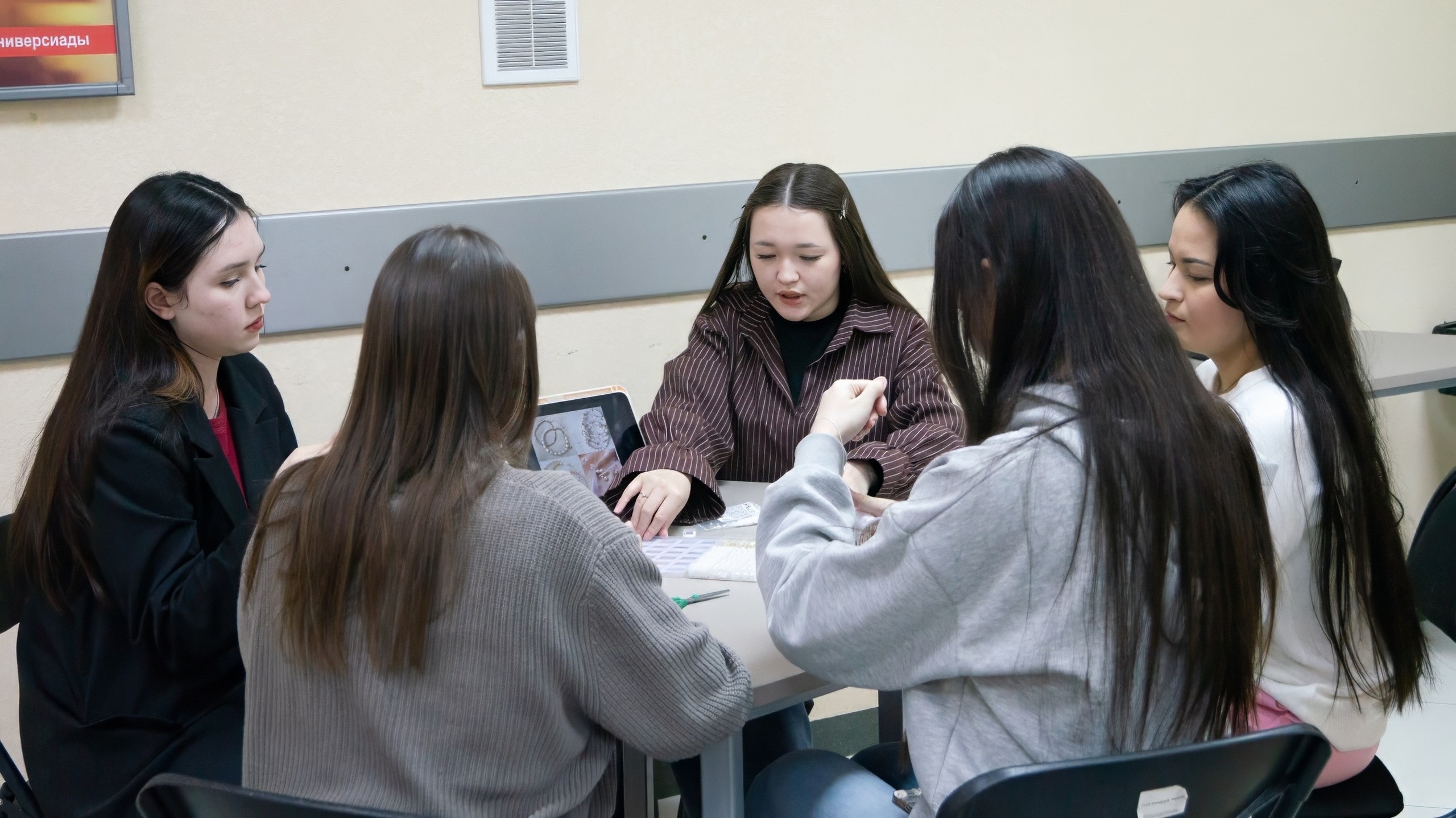 Праздник красоты, творчества и женской энергии: как мы устроили девичник Праздник красоты, творчества и женской энергии: как мы устроили девичник
