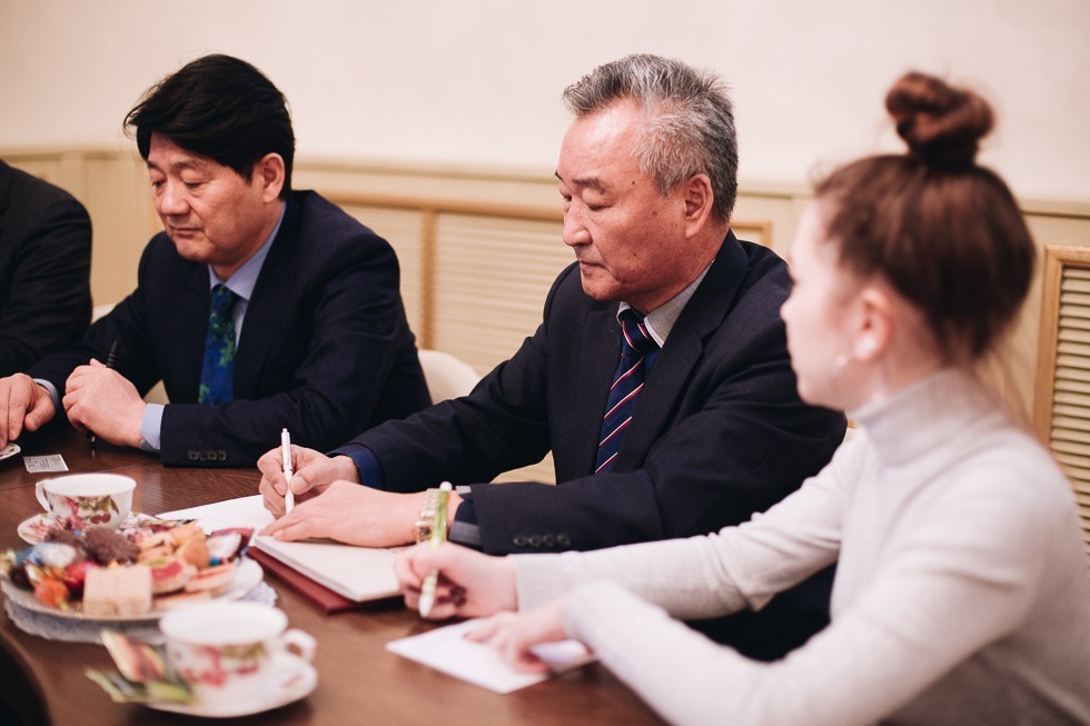 ИМО КФУ принял делегацию университета Синхай. Фотоотчет. ИМО КФУ принял делегацию университета Синхай. Фотоотчет.