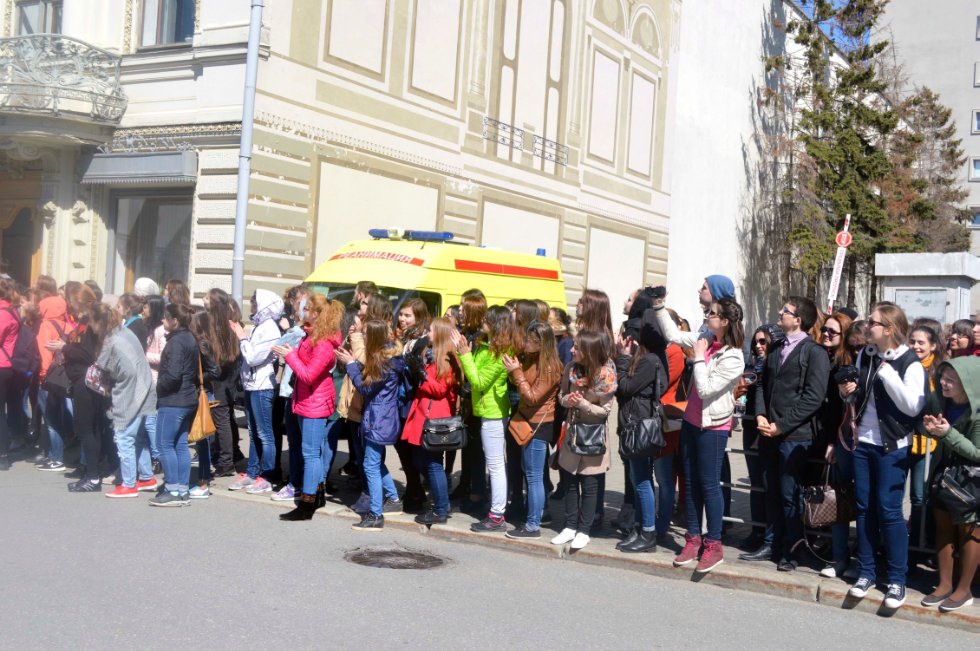 �������� ������ � �����