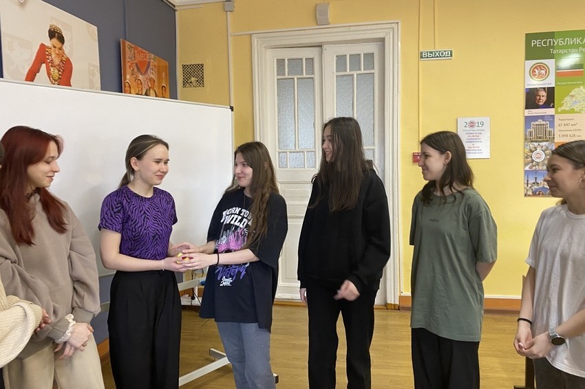 Прошел кураторский час 'Конструктивное разрешение конфликтов в студенческой среде' Прошел кураторский час 'Конструктивное разрешение конфликтов в студенческой среде'