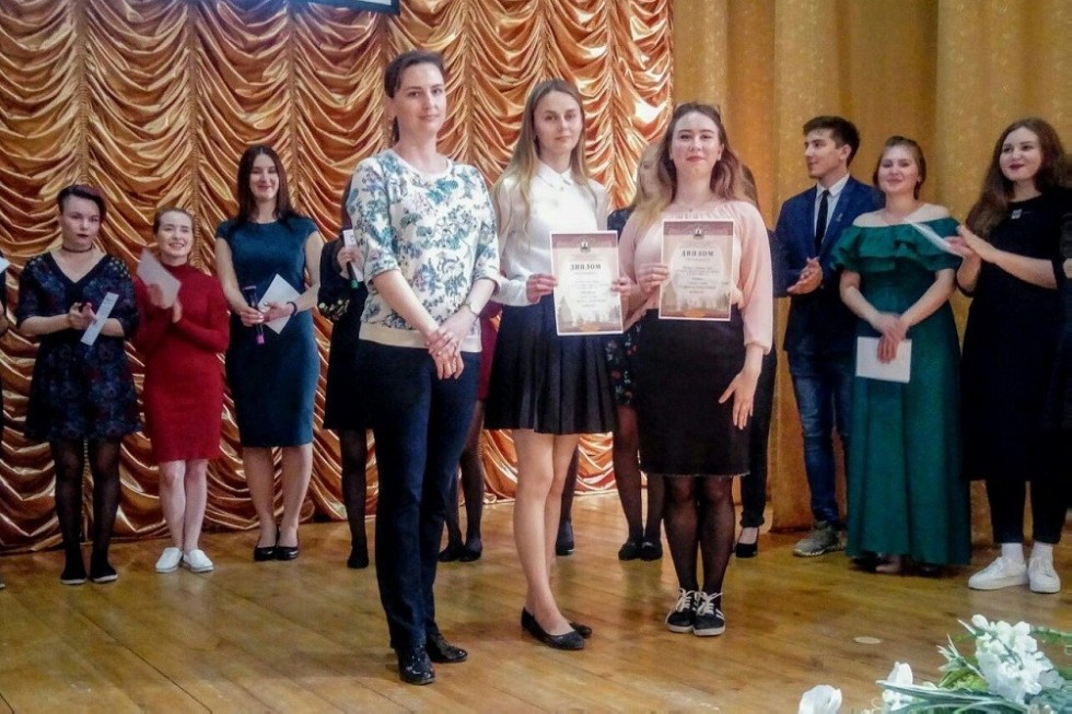 Подвели итоги конкурса чтецов, приуроченного ко Дню Победы Подвели итоги конкурса чтецов, приуроченного ко Дню Победы