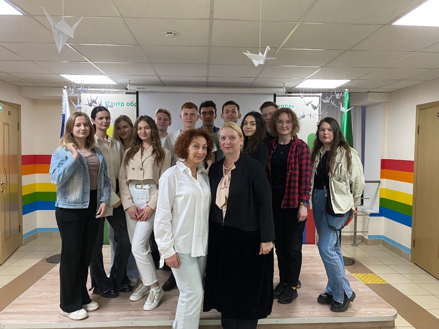 Студенты ? регионоведы России в гостях в Многонациональной воскресной школе народов Татарстана Студенты ? регионоведы России в гостях в Многонациональной воскресной школе народов Татарстана