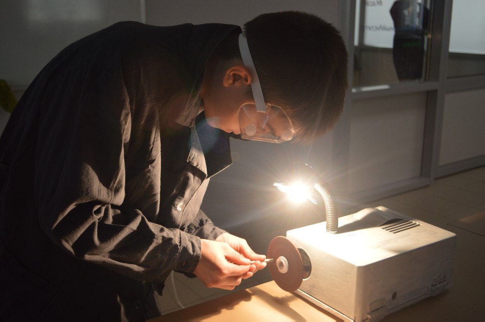 ����� ��������� ���� ������������� 