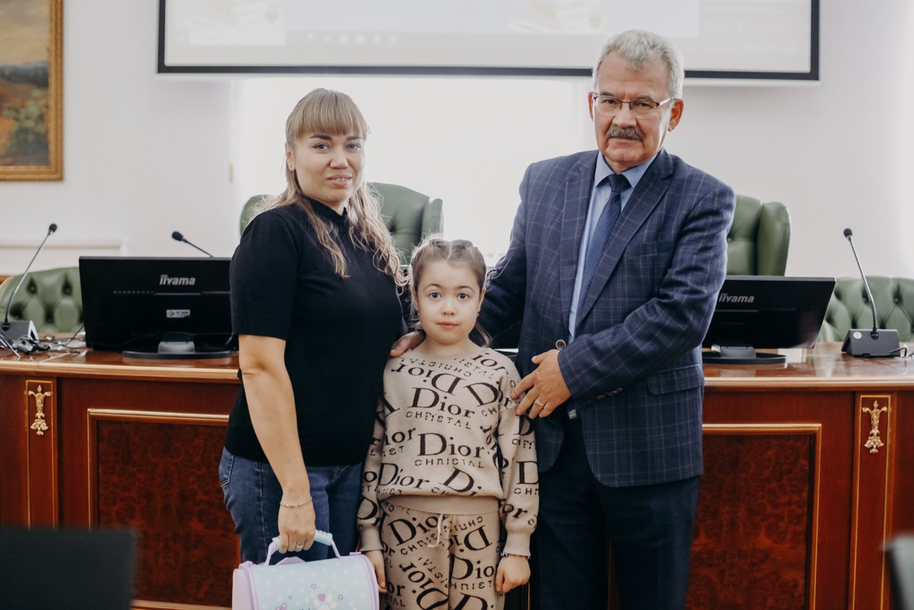 ����� ����������� ������, ����������� � ������ �����, ������� �������