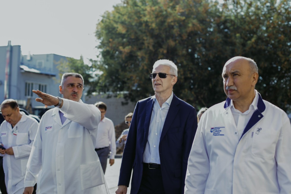 Aide to the President of Russia Andrey Fursenko toured Kazan University's medical cluster