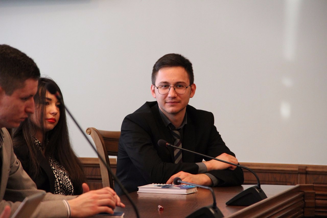 ����������������: �������� �������� �������� ��������� ������������� � ������