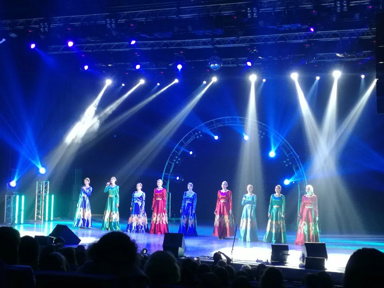 ����������� ��������-���������������� �������� '�ә��ә�' � �������� �������� ����� '�������' ���� ����� ������������ ���������� XXX ��������� '���� �������������'