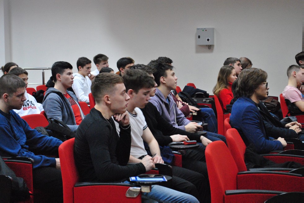 �������� Schlumberger ������� ����������� ������ ��� ��������� ���