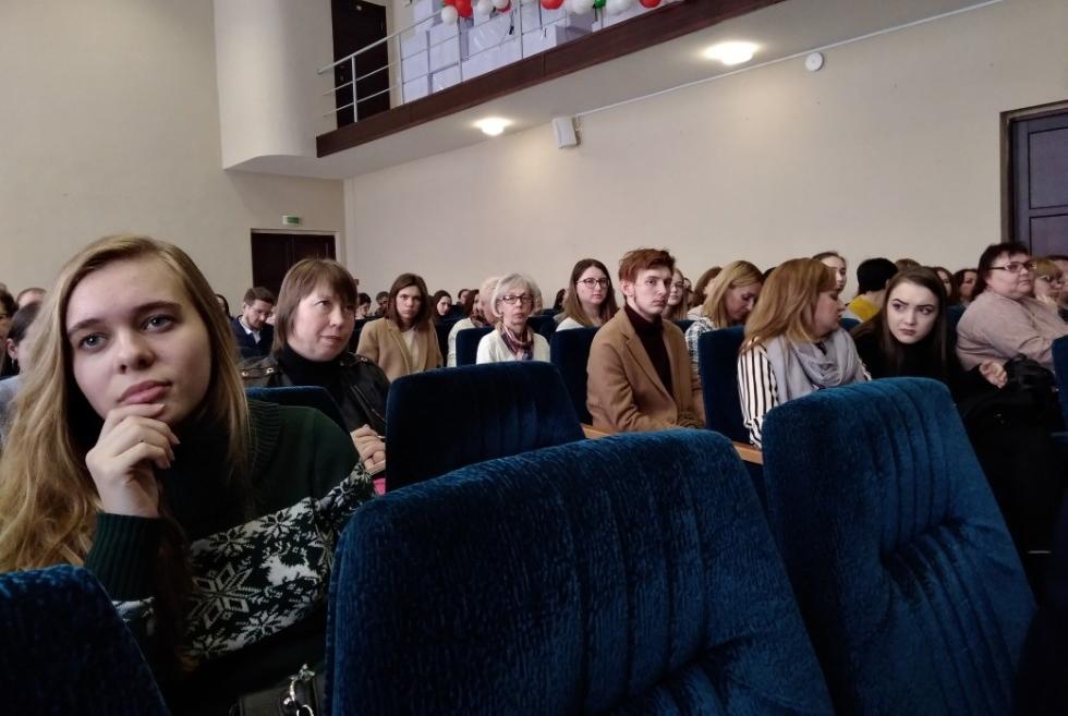 Учиться в Институте сложно, но интересно и весело! Учиться в Институте сложно, но интересно и весело!