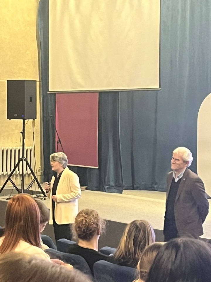 ��� 2052. ������� ��������