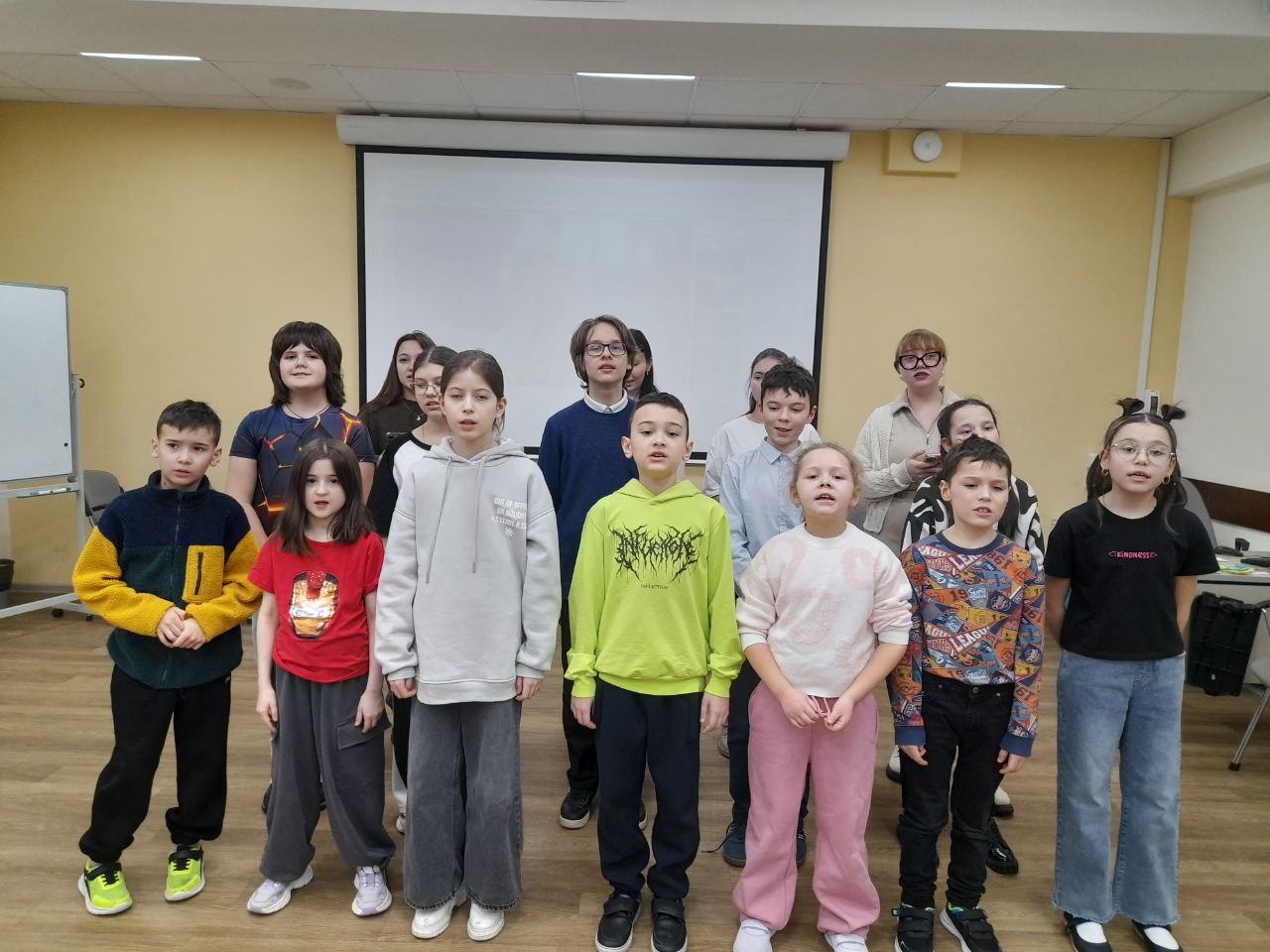 Репетиция детского спектакля по повести 'Маленький принц' в детском театре КФУ 'Радуга' Репетиция детского спектакля по повести 'Маленький принц' в детском театре КФУ 'Радуга'