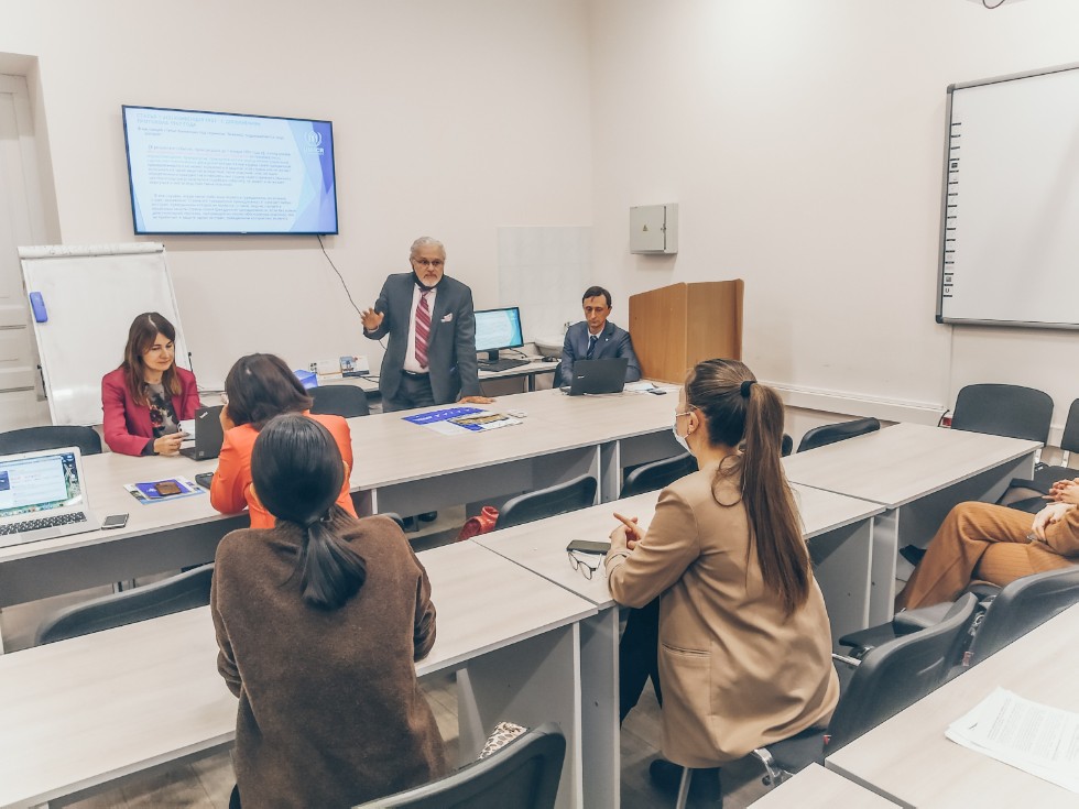 12 ноября на Юридическом факультете прошла бинарная лекция по праву беженцев 12 ноября на Юридическом факультете прошла бинарная лекция по праву беженцев