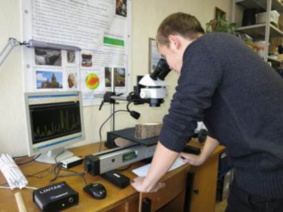 Welcome to the Institute of Environmental Sciences Welcome to the Institute of Environmental Sciences