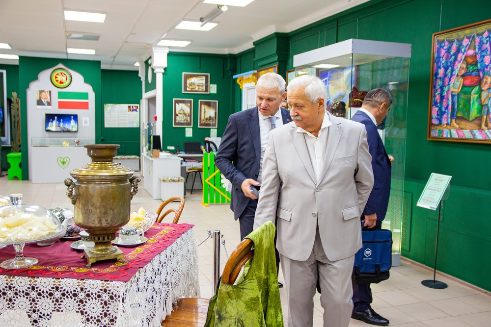 IX ������������ ������: ����� (����)