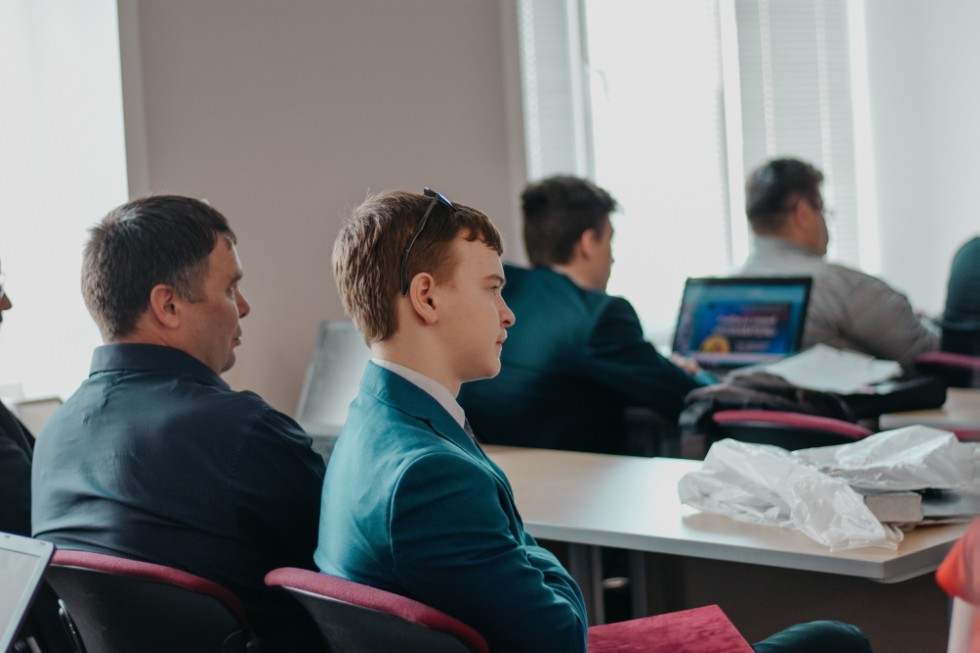 ����� ��������� ���� ������������� 