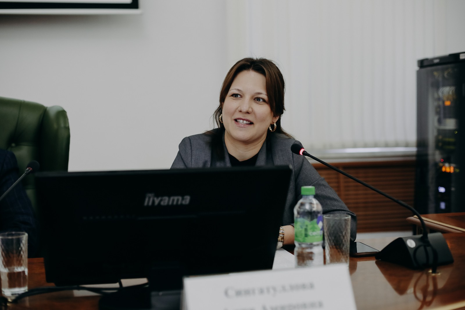 В Институте международных отношений, истории и востоковедения вручили дипломы по программе 'Синхронный перевод (арабский язык)' В Институте международных отношений, истории и востоковедения вручили дипломы по программе 'Синхронный перевод (арабский язык)'