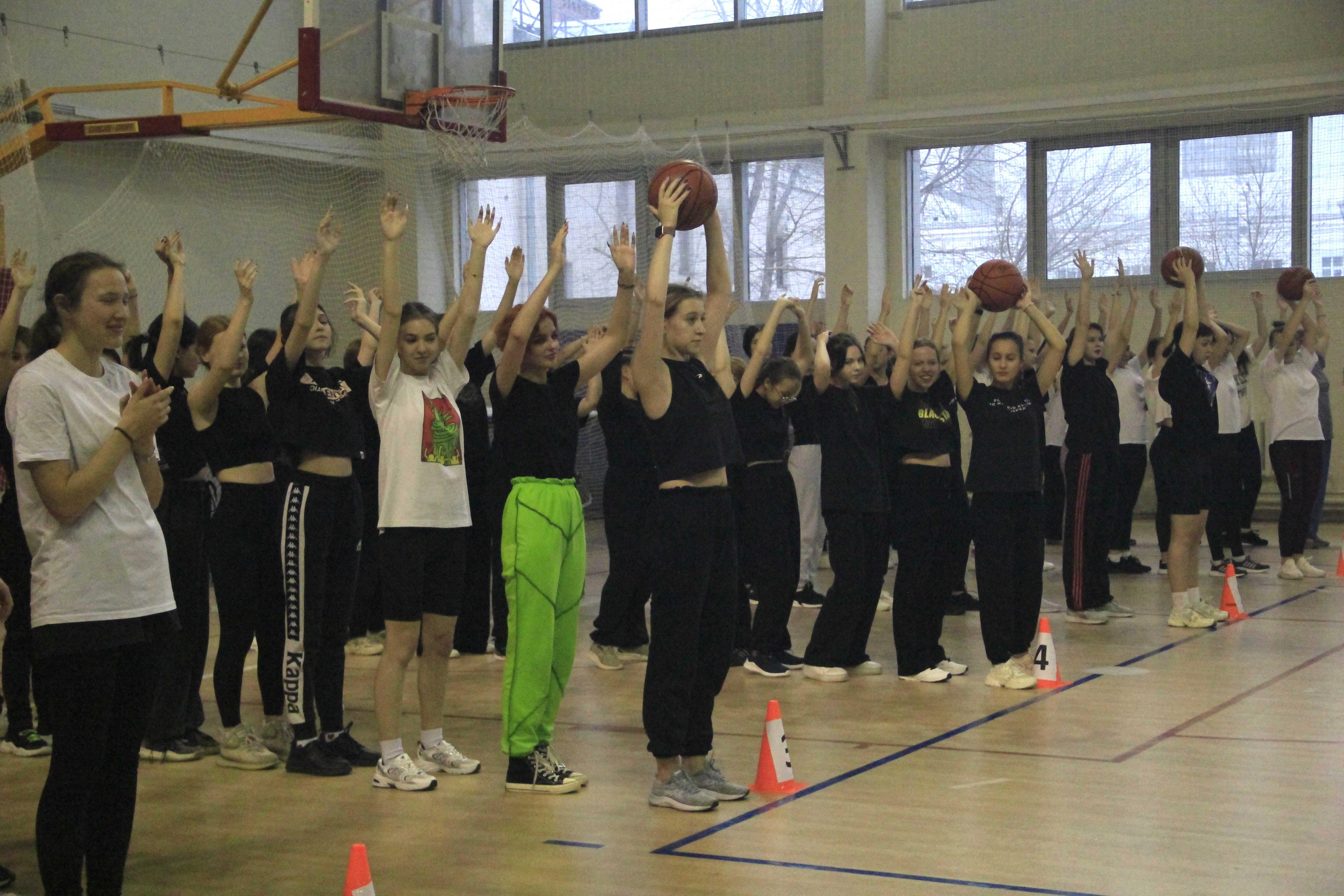 Быстрее! Выше! Сильнее! Быстрее! Выше! Сильнее!