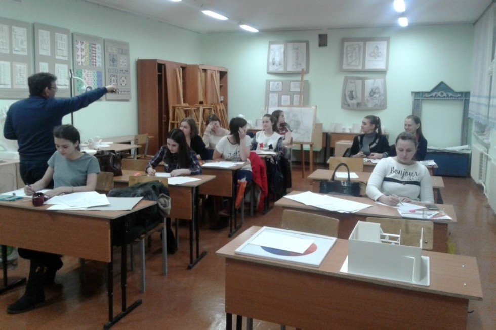 �����  '������ ���������'