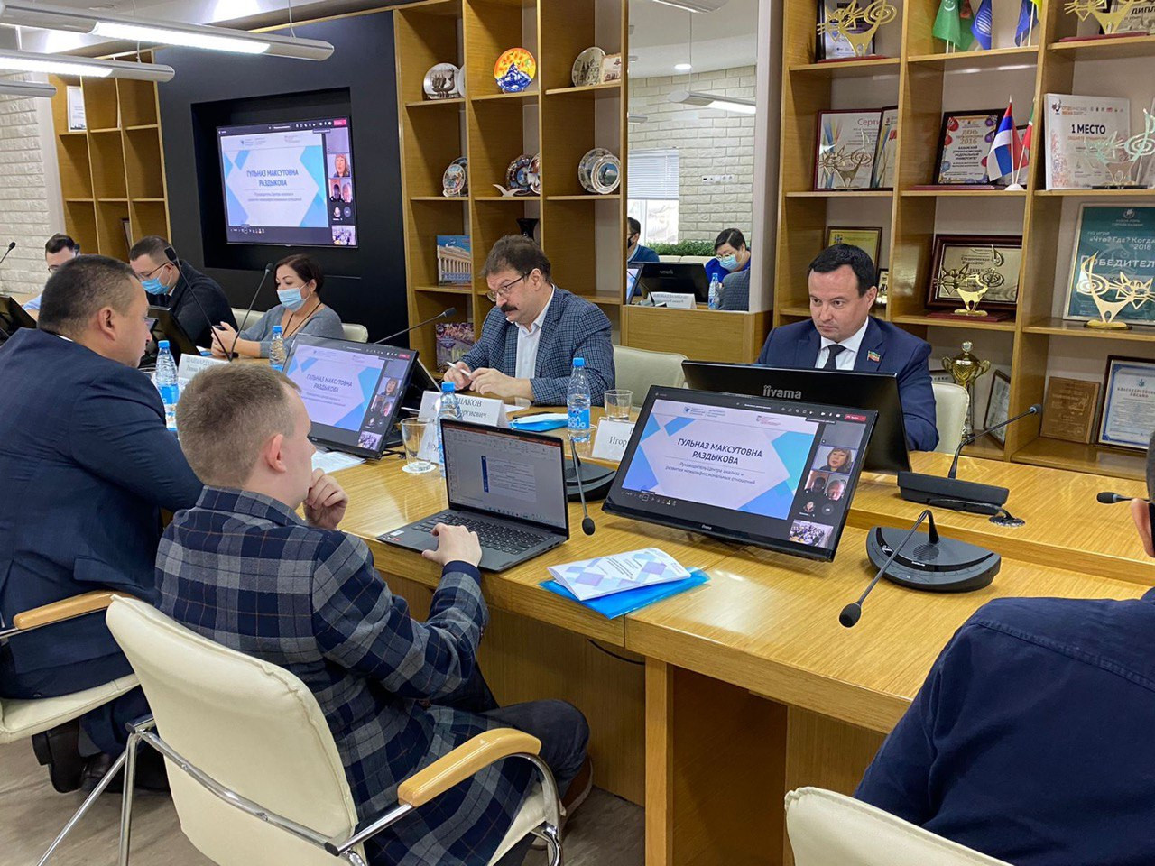 В Казанском федеральном университете прошли мероприятия, приуроченные к Международному Дню мира В Казанском федеральном университете прошли мероприятия, приуроченные к Международному Дню мира