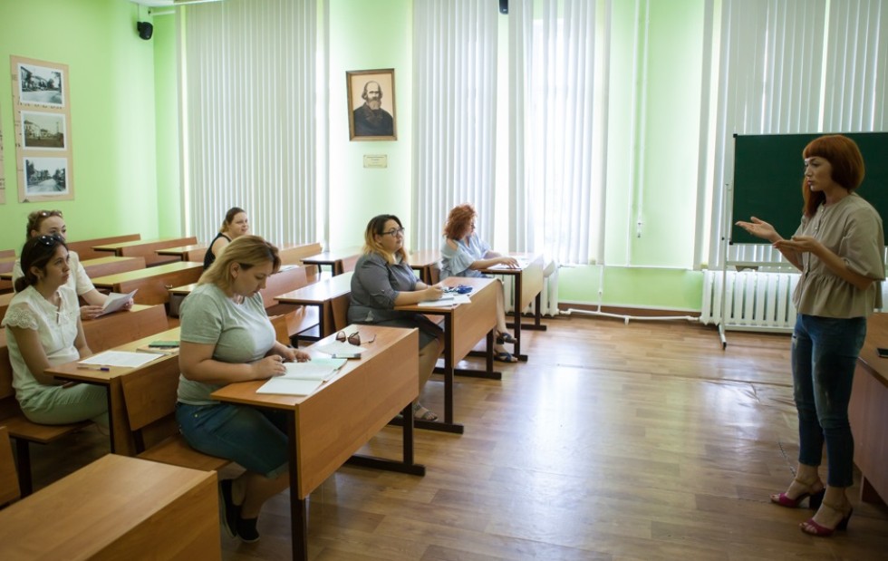 'Обед для Льва': в Елабужском институте КФУ прошла открытая лекция о рационе Льва Толстого 'Обед для Льва': в Елабужском институте КФУ прошла открытая лекция о рационе Льва Толстого