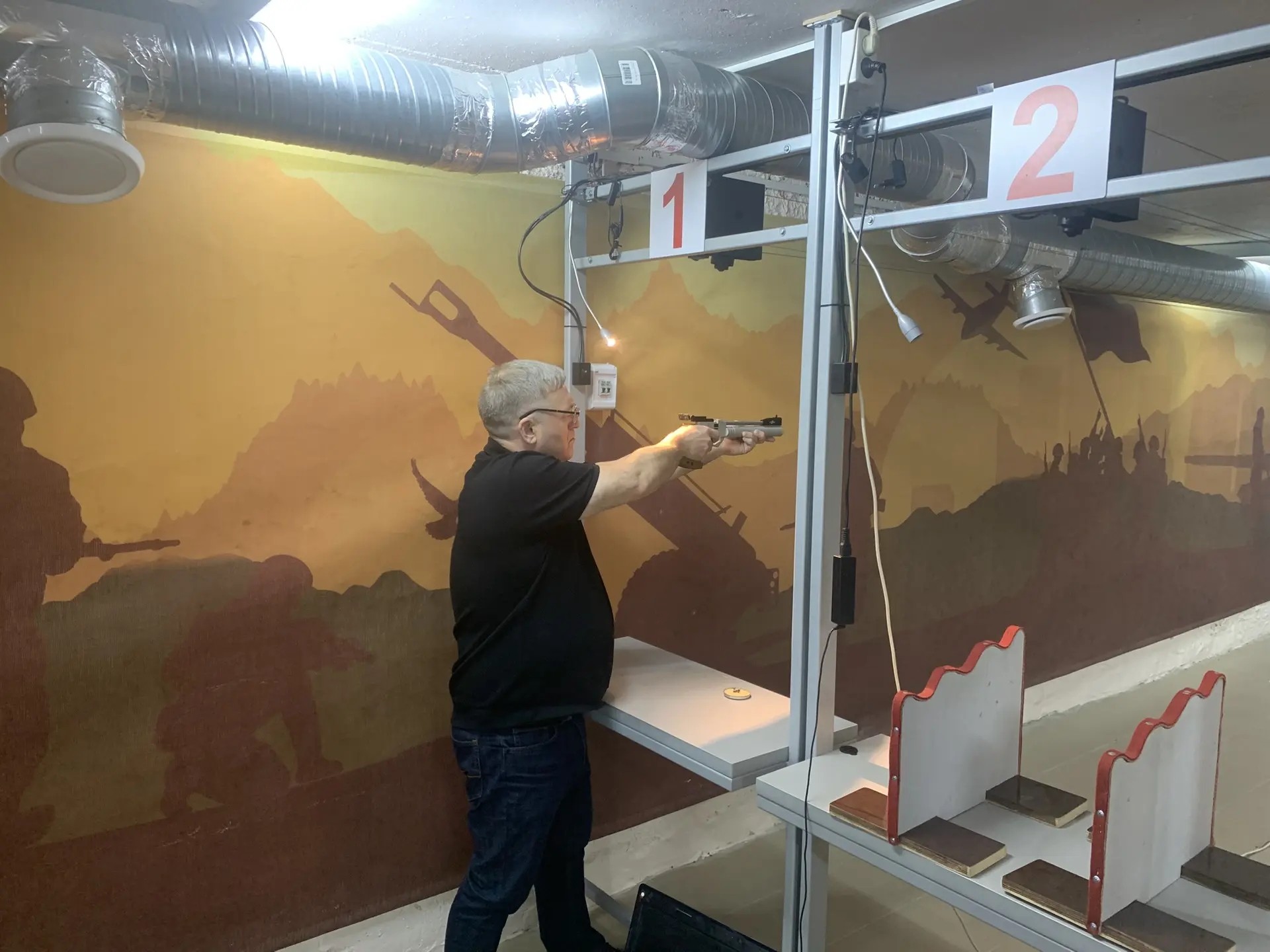 Турнир по стрельбе из пневматического пистолета среди сотрудников КФУ Турнир по стрельбе из пневматического пистолета среди сотрудников КФУ