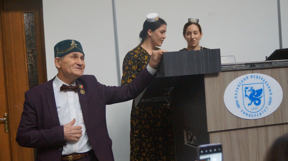 Институтка зур кунак ? Муса Җәлил кызы килде! Институтка зур кунак ? Муса Җәлил кызы килде!