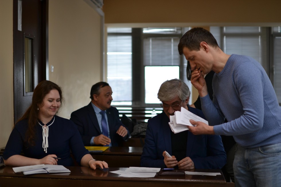 ������ ����� ����