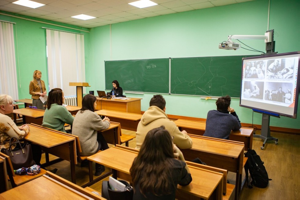 В Елабужском институте состоялась конференция 'Наследие советской эпохи: сохранение исторической памяти' В Елабужском институте состоялась конференция 'Наследие советской эпохи: сохранение исторической памяти'