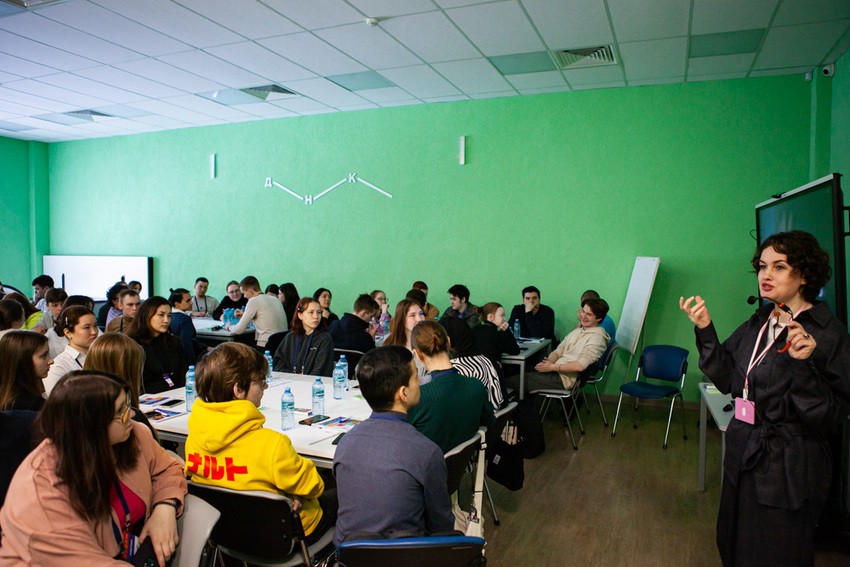 Трендвотчинг и генерация бизнес-идей на тренингах в Елабужском институте Трендвотчинг и генерация бизнес-идей на тренингах в Елабужском институте