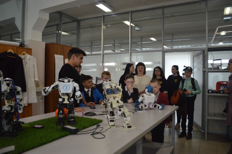 ����� ��������� ���� ������������� 