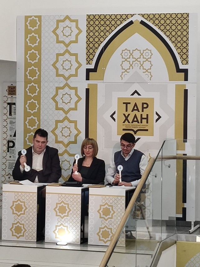 �����������  ,���