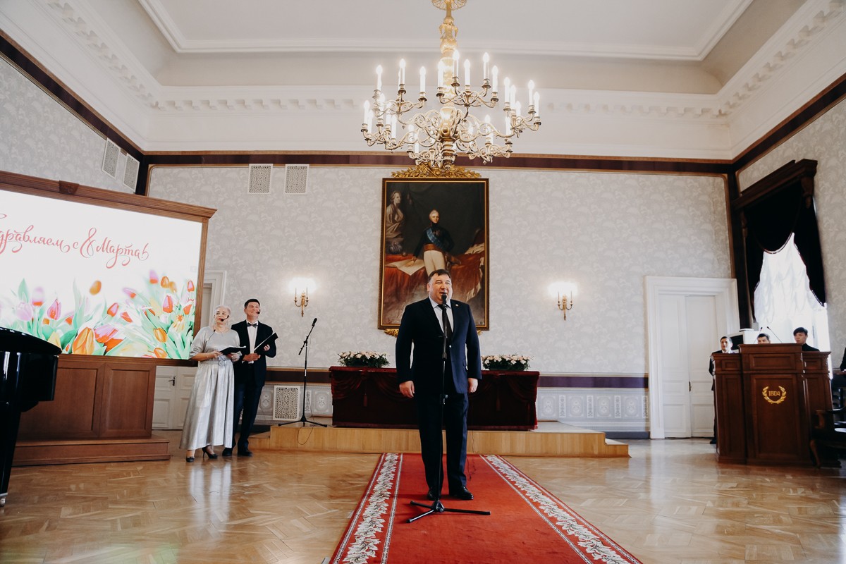 � ��� ��������� ����������� ������� � ���������� 8 �����