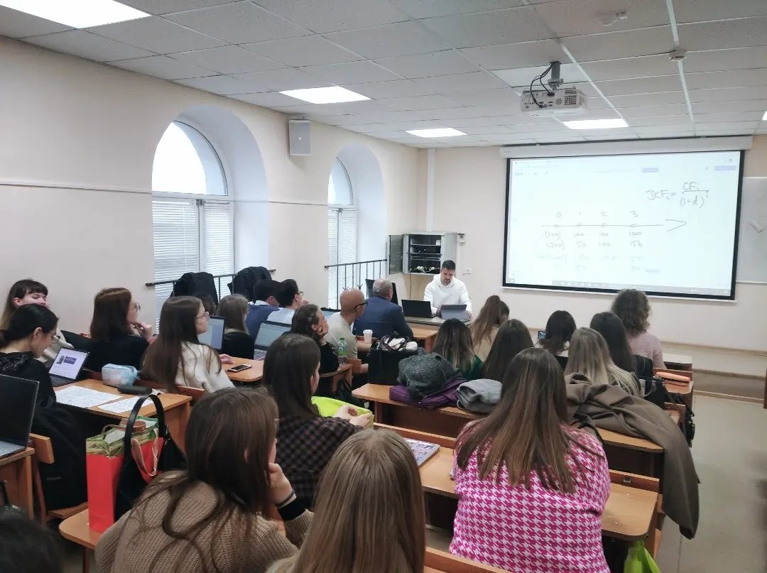 Тренинг партнёра аудиторско-консалтинговой компании KEPT Антона Рушева 'Финансовые модели в личных и корпоративных финансах' для студентов 1-3 курсов кафедры учёта, анализа и аудита ИУЭиФ КФУ Тренинг партнёра аудиторско-консалтинговой компании KEPT Антона Рушева 'Финансовые модели в личных и корпоративных финансах' для студентов 1-3 курсов кафедры учёта, анализа и аудита ИУЭиФ КФУ