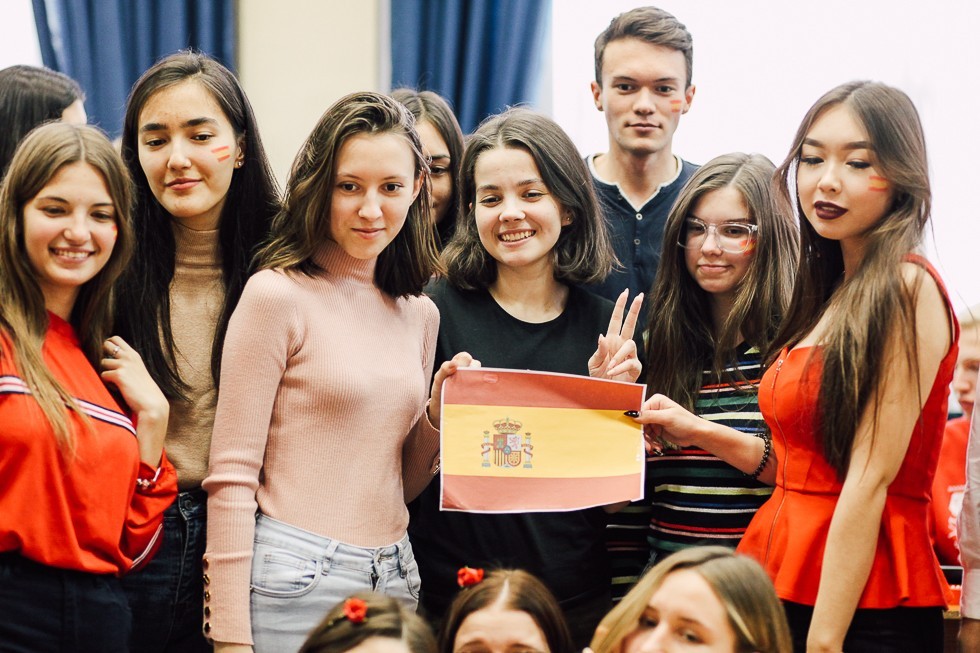 ���� ����������� ������������� � ������ ����� ����������� ������ � ��������(������������) ,������, ���� �����������, ��������