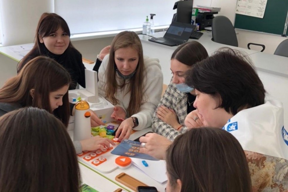 Старший преподаватель кафедры теории и методики дошкольного и начального образования Нуриева Алеся участвовала в 'Методическом семинаре'