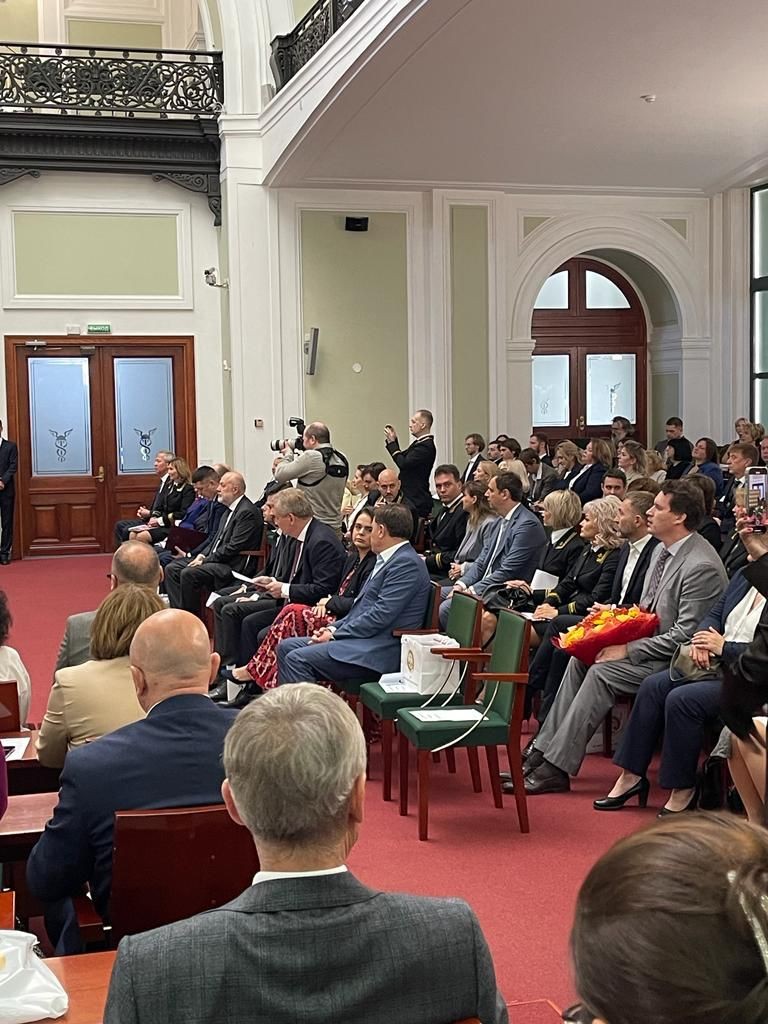 � �������-������������ ������ ���������� ��������� ������ ����������� � ����� ������ ���� �� ���������������� ������