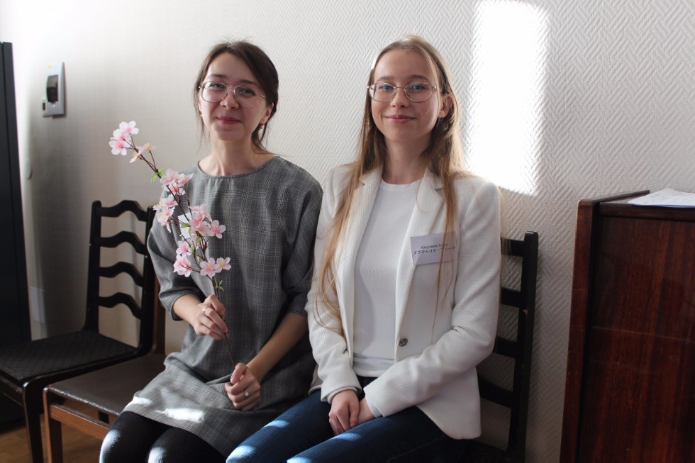 Три истории о любви к японскому языку от победителей IX конкурса выступлений Три истории о любви к японскому языку от победителей IX конкурса выступлений