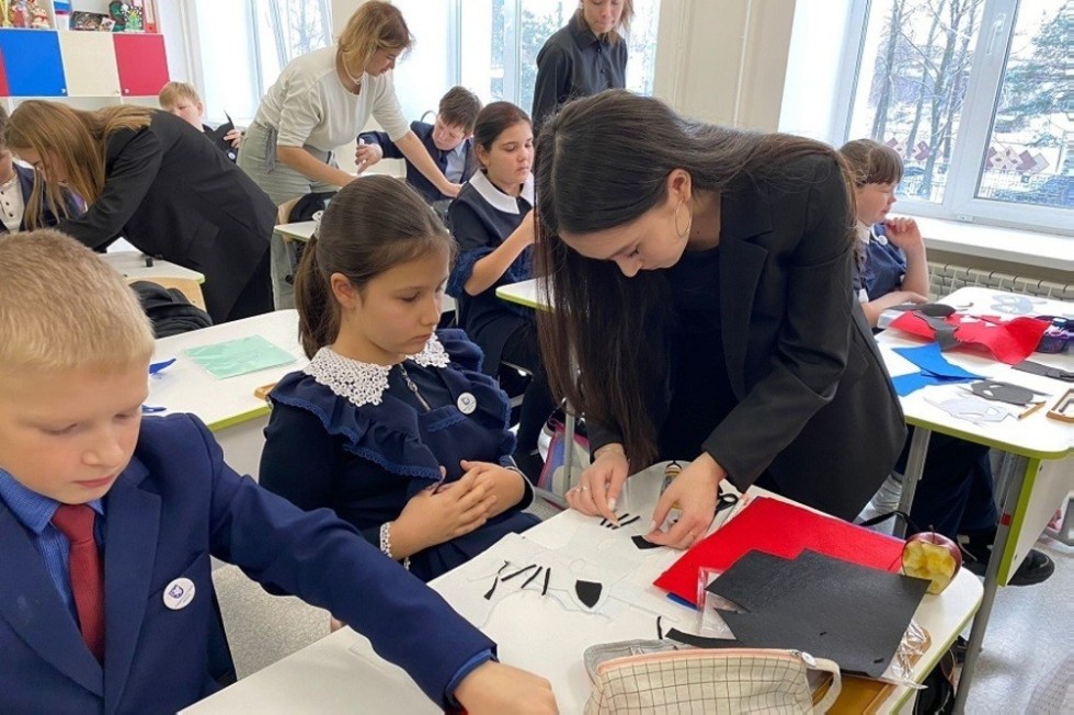 Состоялся мастер-класс 'Новогодняя маска из фетра' Состоялся мастер-класс 'Новогодняя маска из фетра'