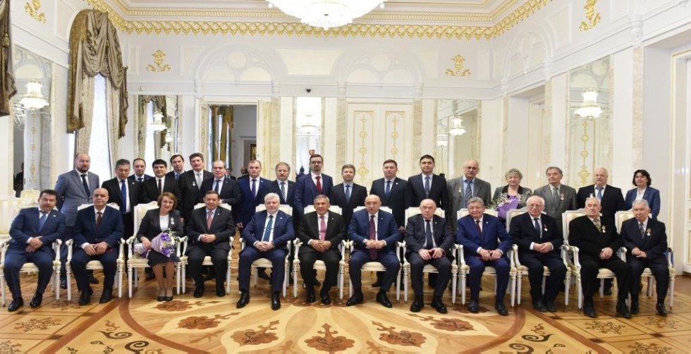 Former Rector of Kazan University Yury Konoplyov receives the Medal of the Order 'For the Merit to the Republic of Tatarstan' Former Rector of Kazan University Yury Konoplyov receives the Medal of the Order 'For the Merit to the Republic of Tatarstan'